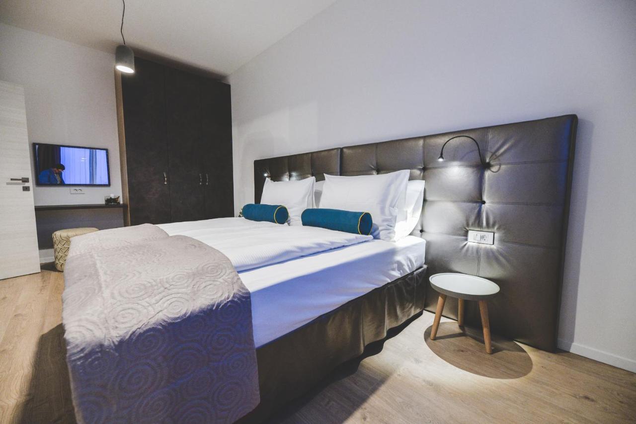 Luxury Apartment Antonia In The City Centre Rijeka Exterior foto